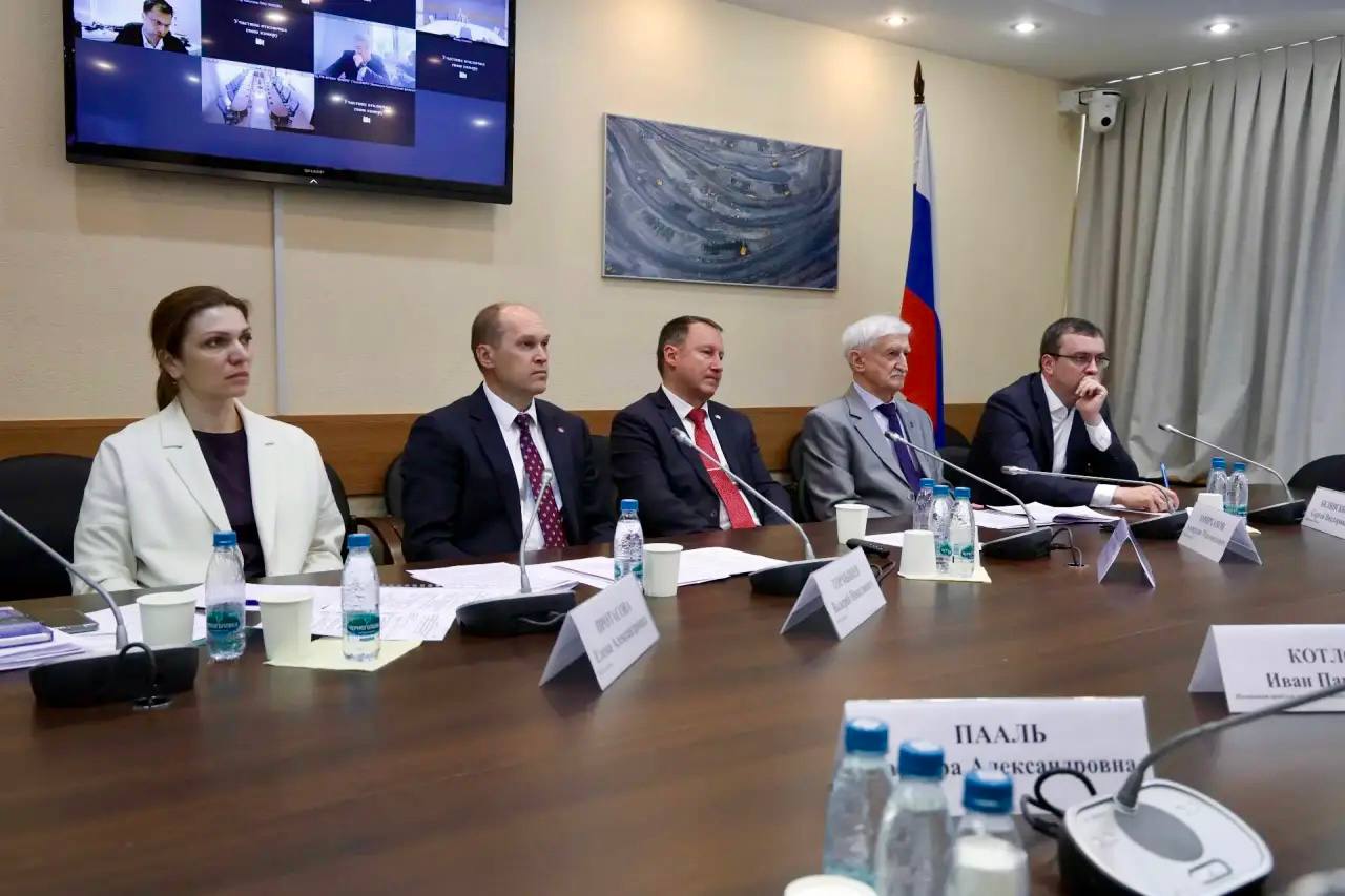 Проректор ДГУ выступил в Госдуме с инициативами по спасению каспийского тюленя